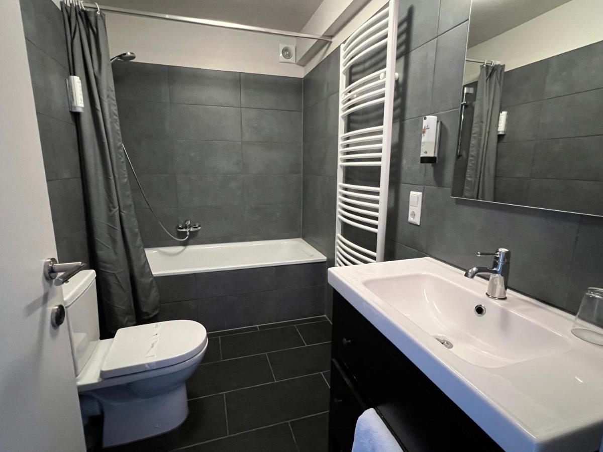 טרואוורז' Hotel Restaurant Lamy מראה חיצוני תמונה