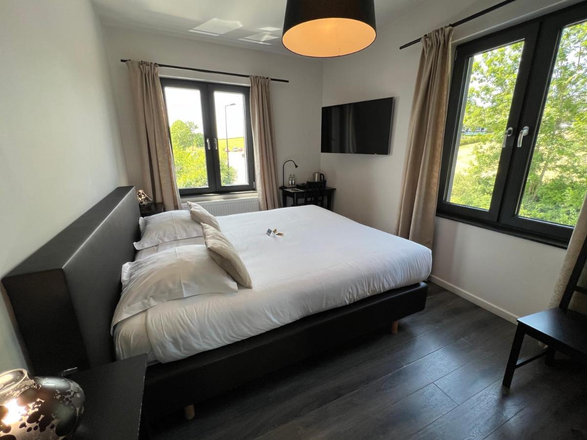 טרואוורז' Hotel Restaurant Lamy מראה חיצוני תמונה